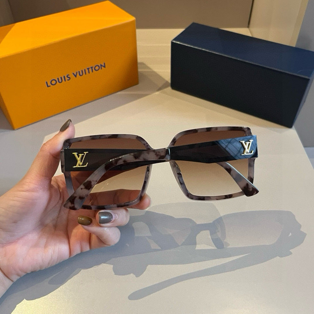 Louis Vuitton Fashion Gold Lens Sunglasses for Men & Women - 486154 - detail image 6