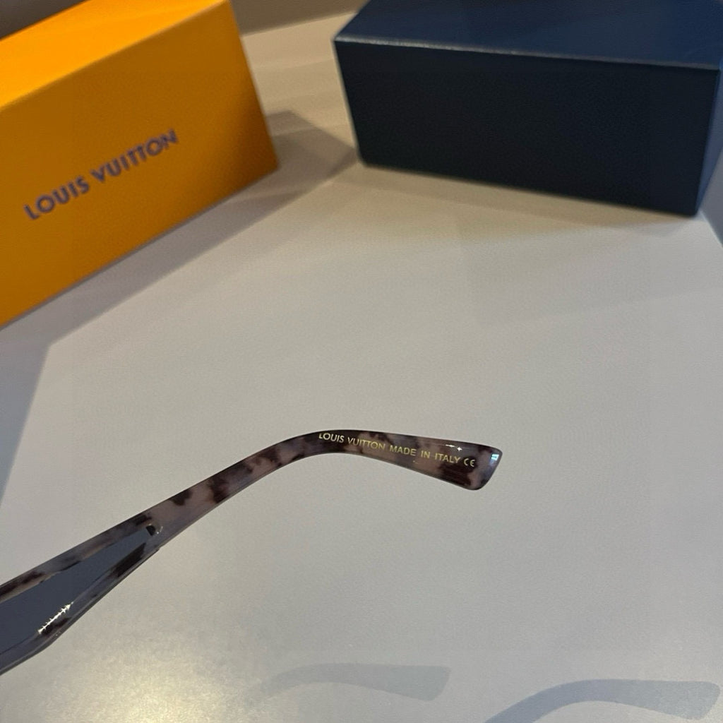 Louis Vuitton Fashion Gold Lens Sunglasses for Men & Women - 486154 - detail image 9