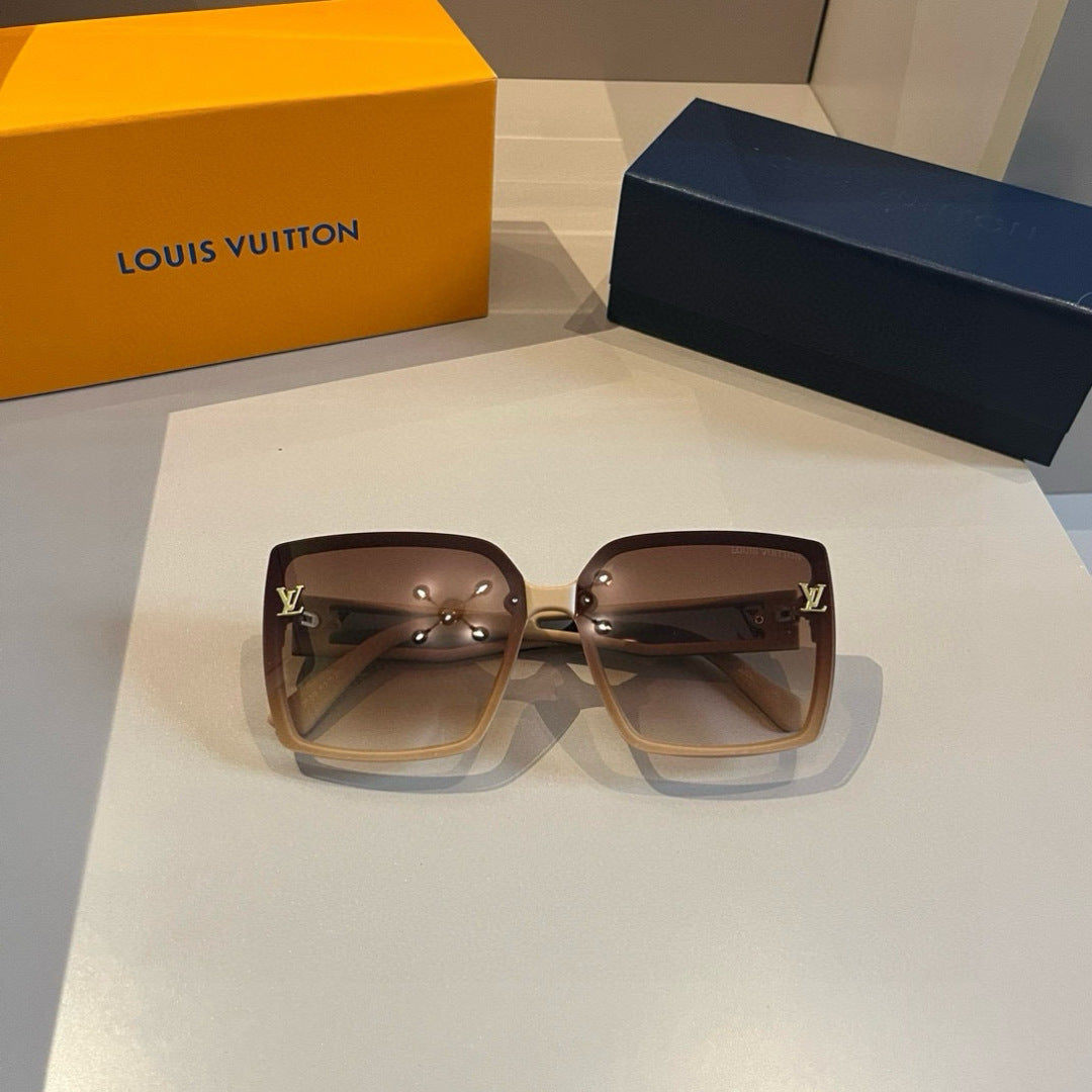 Louis Vuitton Fashion Gold Lens Sunglasses for Men & Women - 486155 - detail image 5