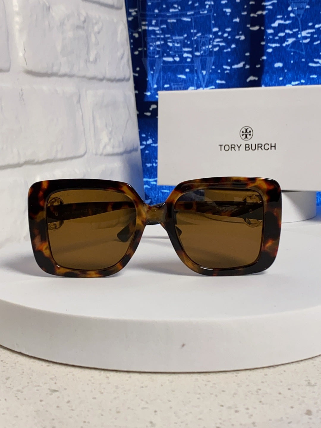 Burberry Square Brown Lens Sunglasses for Women - 487425 - detail image 2