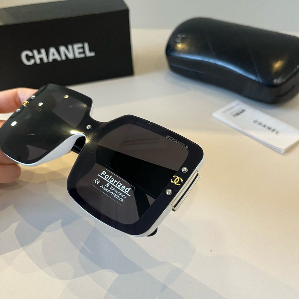 Chanel Polarized Fashion Black Lens Sunglasses for Men & Women - detail image 5