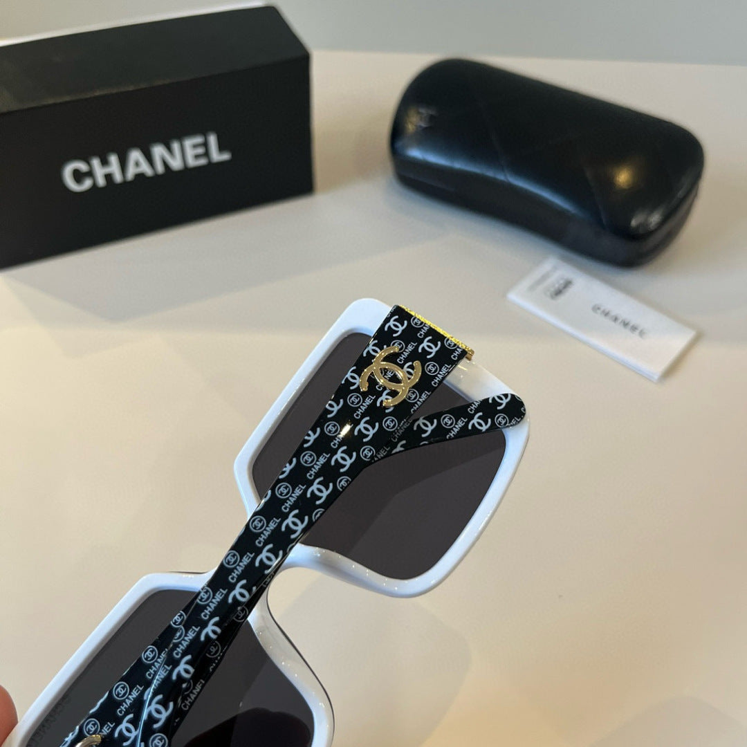 Chanel Polarized Fashion Black Lens Sunglasses for Men & Women - detail image 6