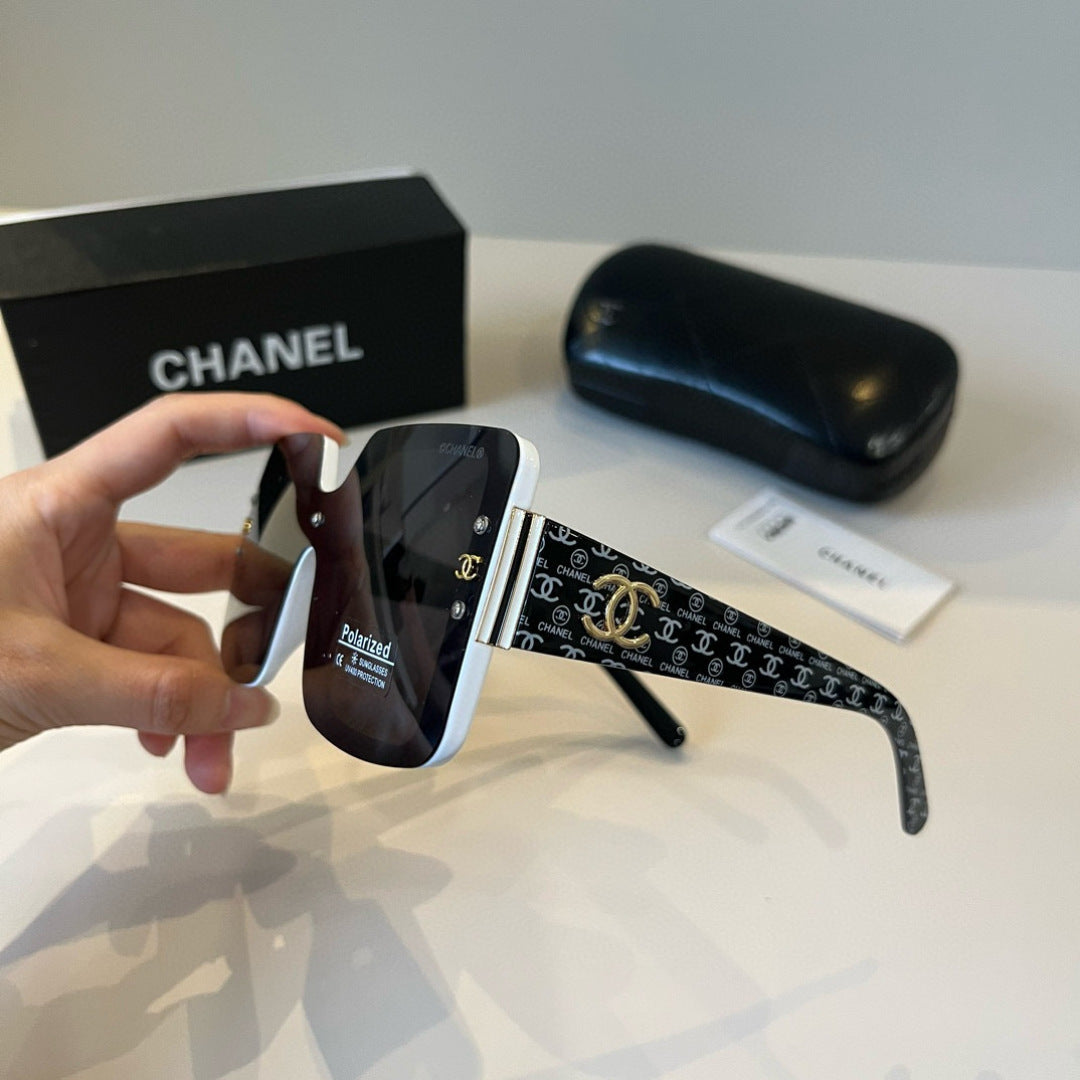 Chanel Polarized Fashion Black Lens Sunglasses for Men & Women - detail image 7
