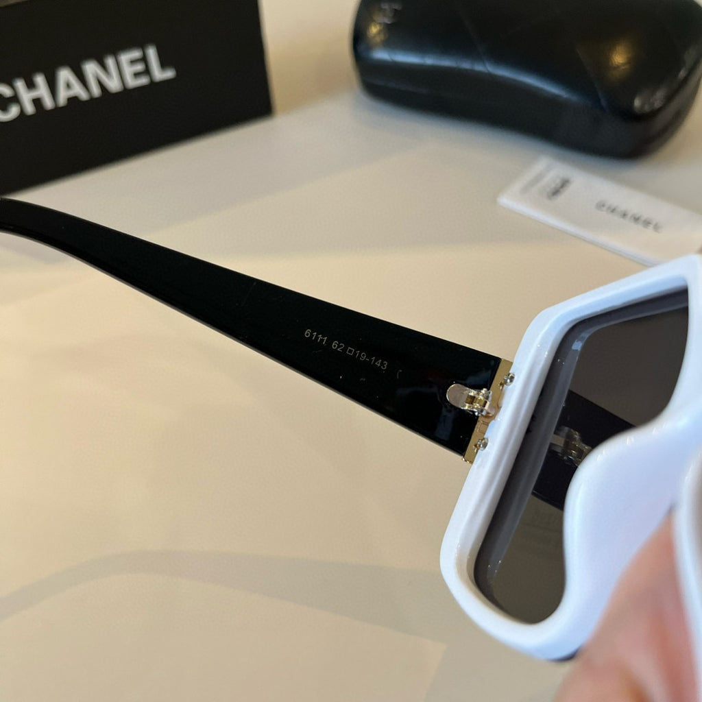 Chanel Polarized Fashion Black Lens Sunglasses for Men & Women - detail image 10