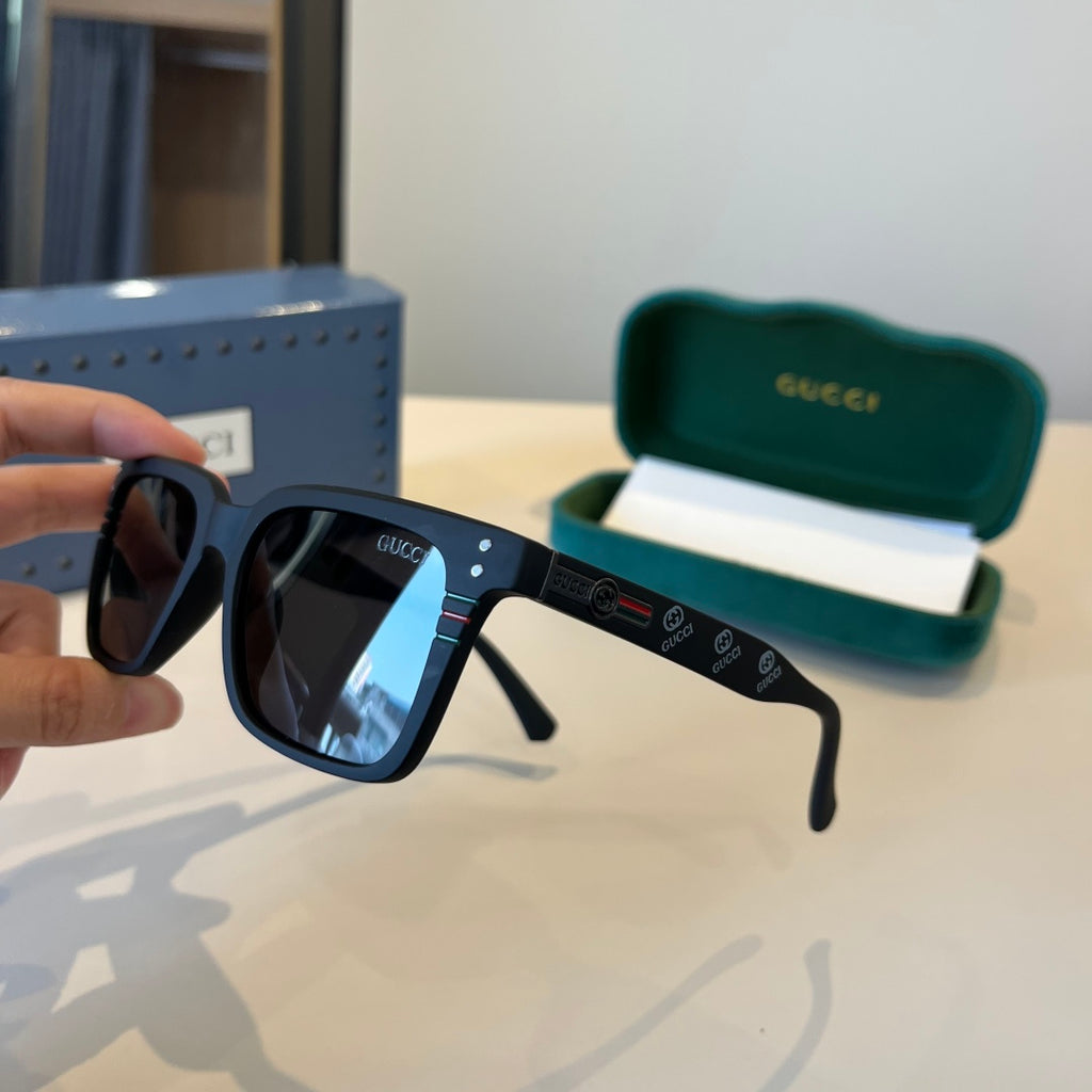 Gucci Fashion Black Lens Sunglasses for Men & Women - 448861 - detail image 4