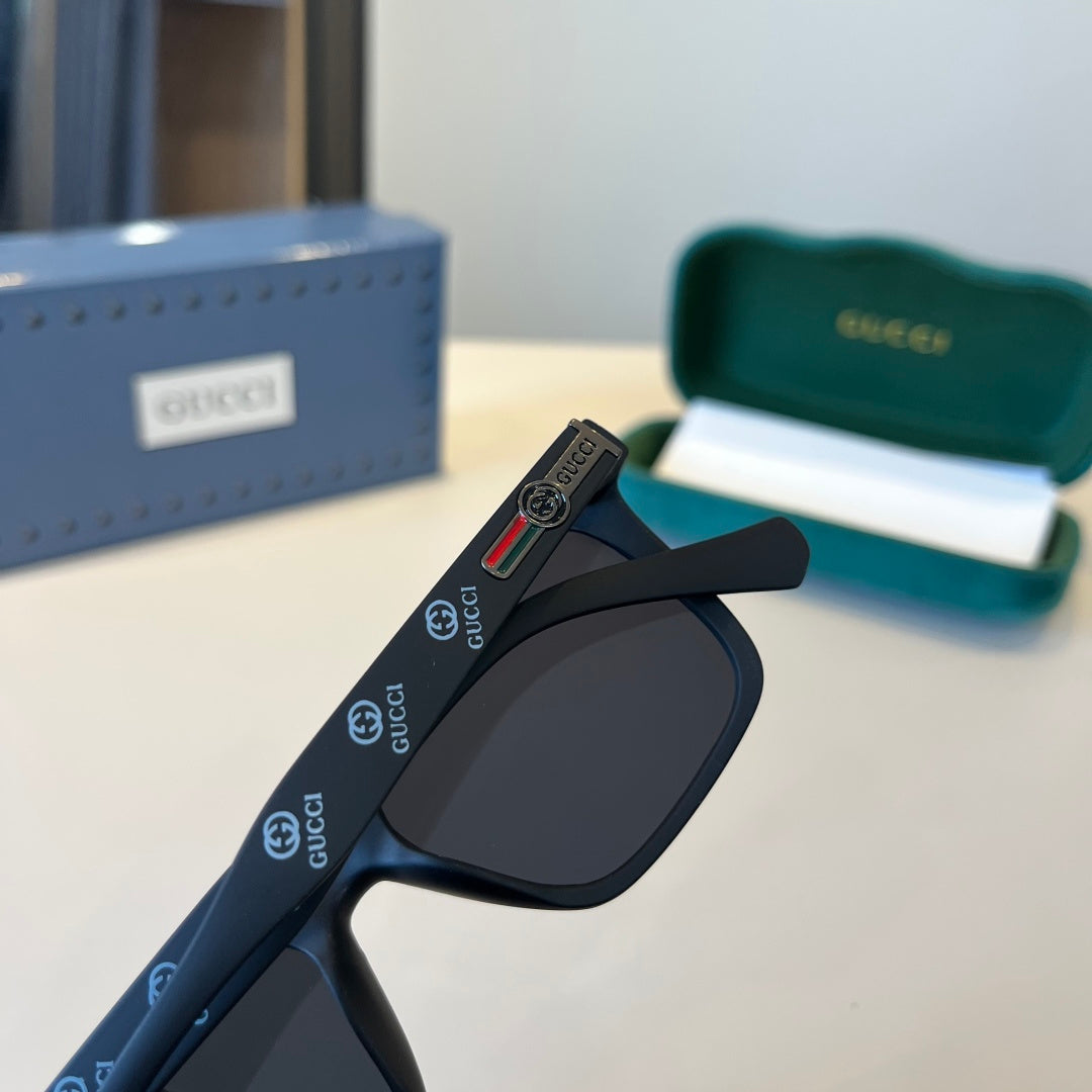Gucci Fashion Black Lens Sunglasses for Men & Women - 448861 - detail image 8