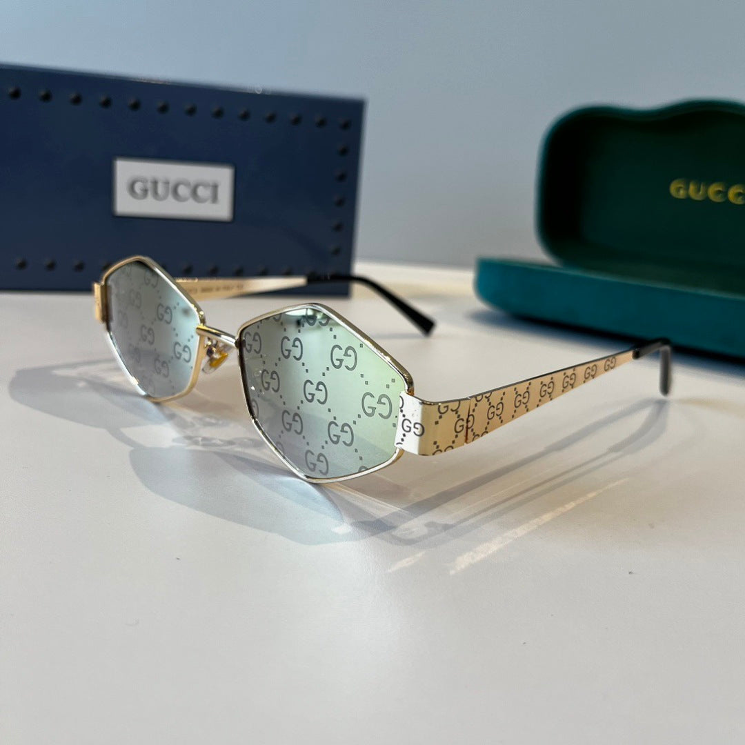 Gucci Fashion Silver Lens Sunglasses for Men & Women - 448845 - detail image 3