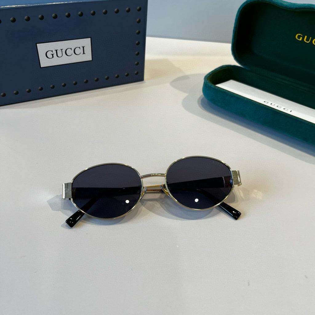 Gucci Oversized Silver Lens Sunglasses for Women - 448847 - detail image 8