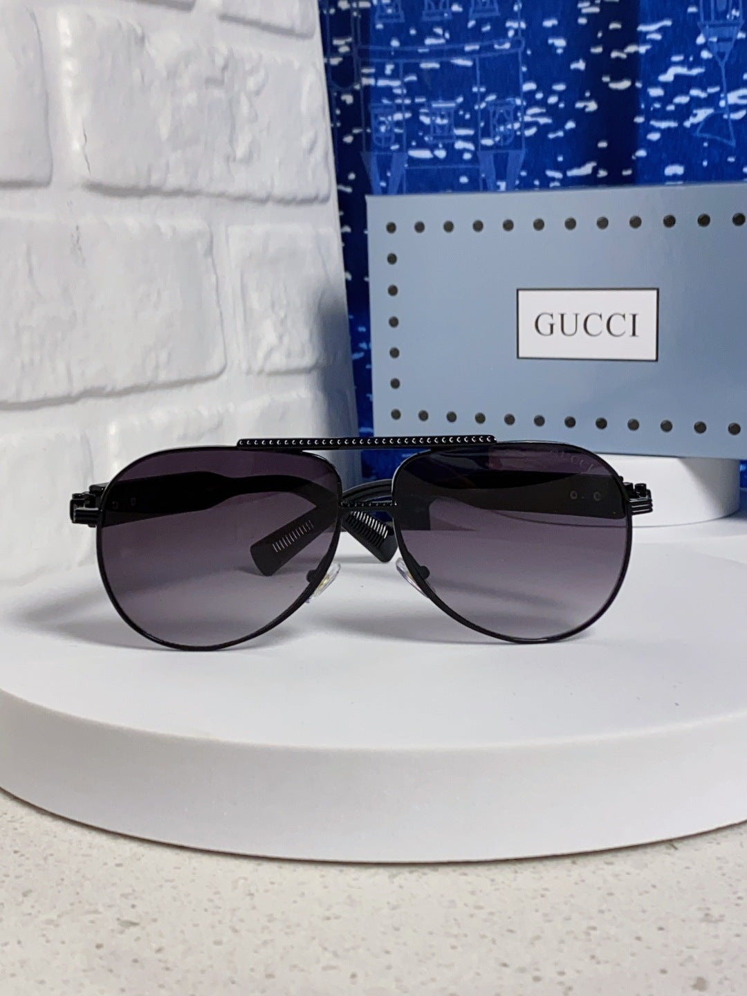 Gucci Aviator Silver Lens Sunglasses for Men & Women - detail image 2