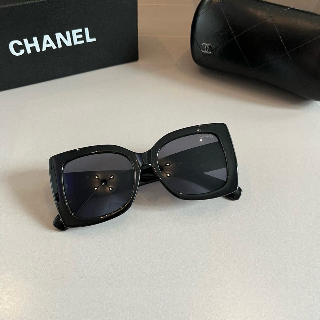 Chanel Fashion Gray Lens Sunglasses for Men & Women - 465094 - detail image 5
