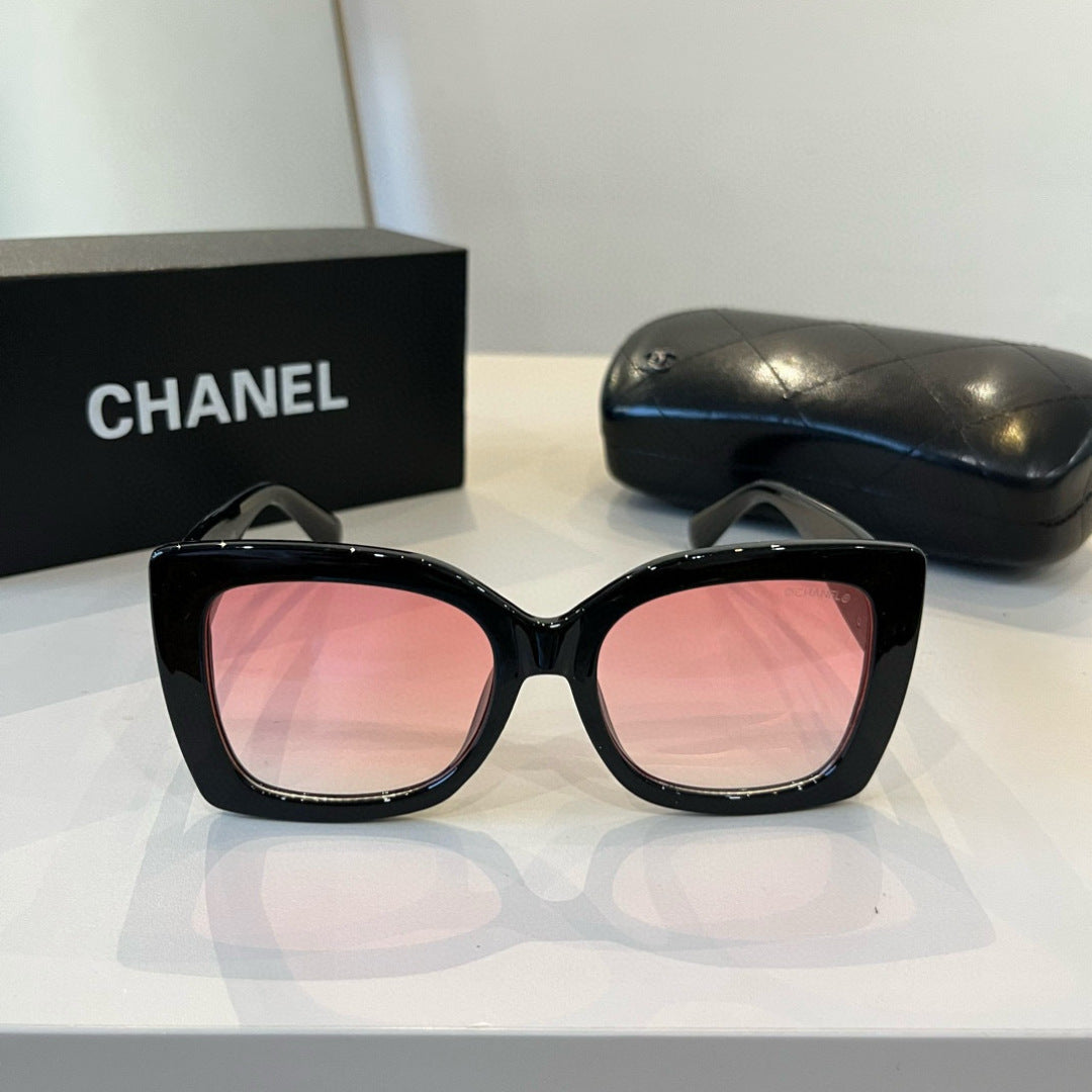 Chanel Fashion Red Lens Sunglasses for Men & Women - 465095 - detail image 2