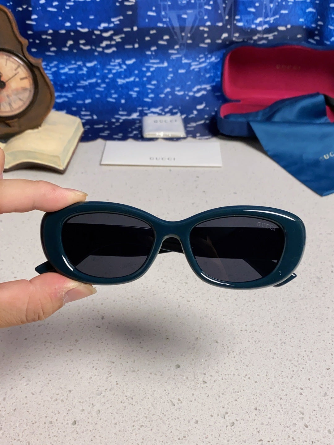 Gucci Oval Black Lens Sunglasses for Men & Women - 486318 - detail image 4