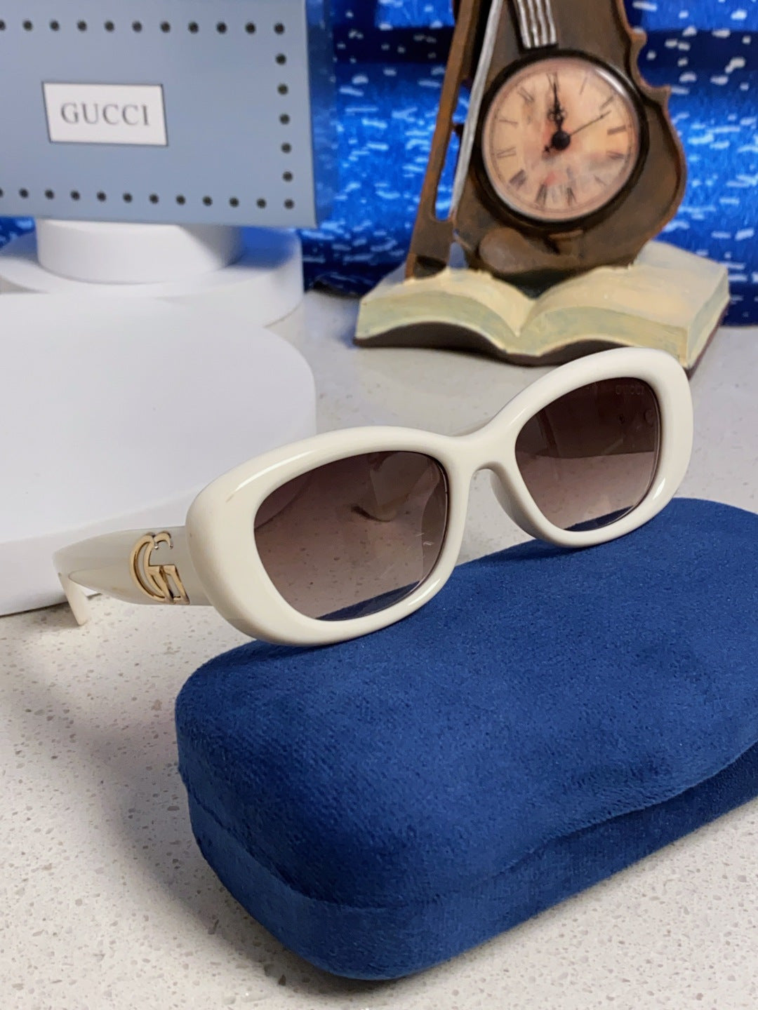 Gucci Oval Brown Lens Sunglasses for Men & Women - detail image 10