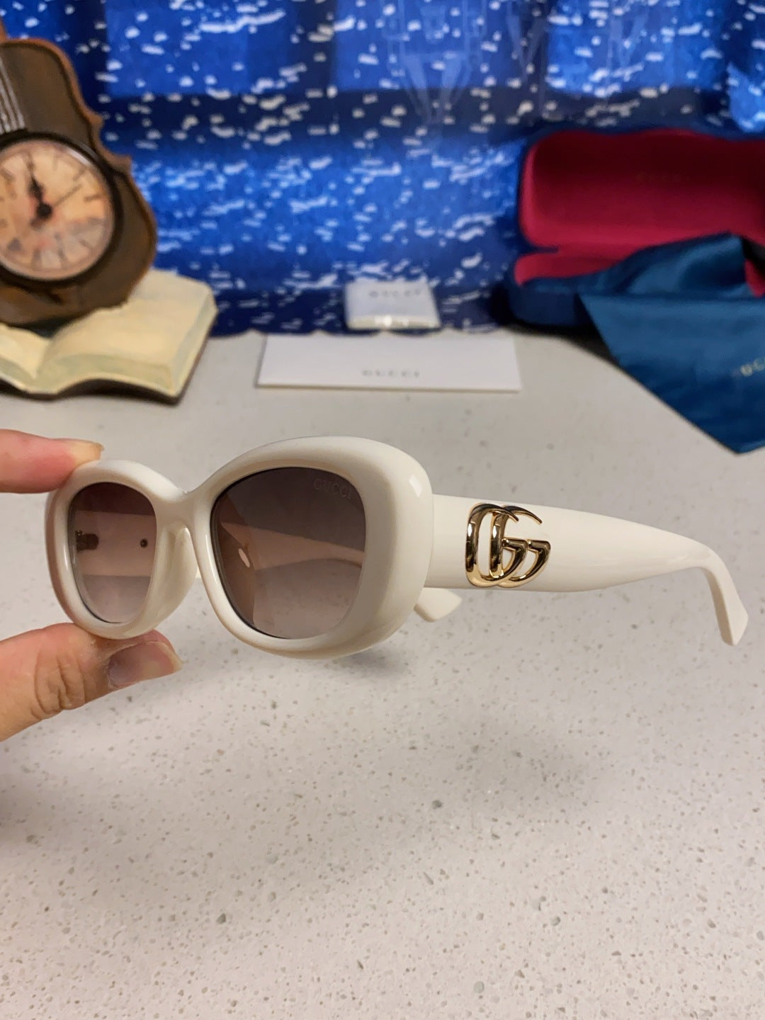 Gucci Oval Brown Lens Sunglasses for Men & Women - detail image 6