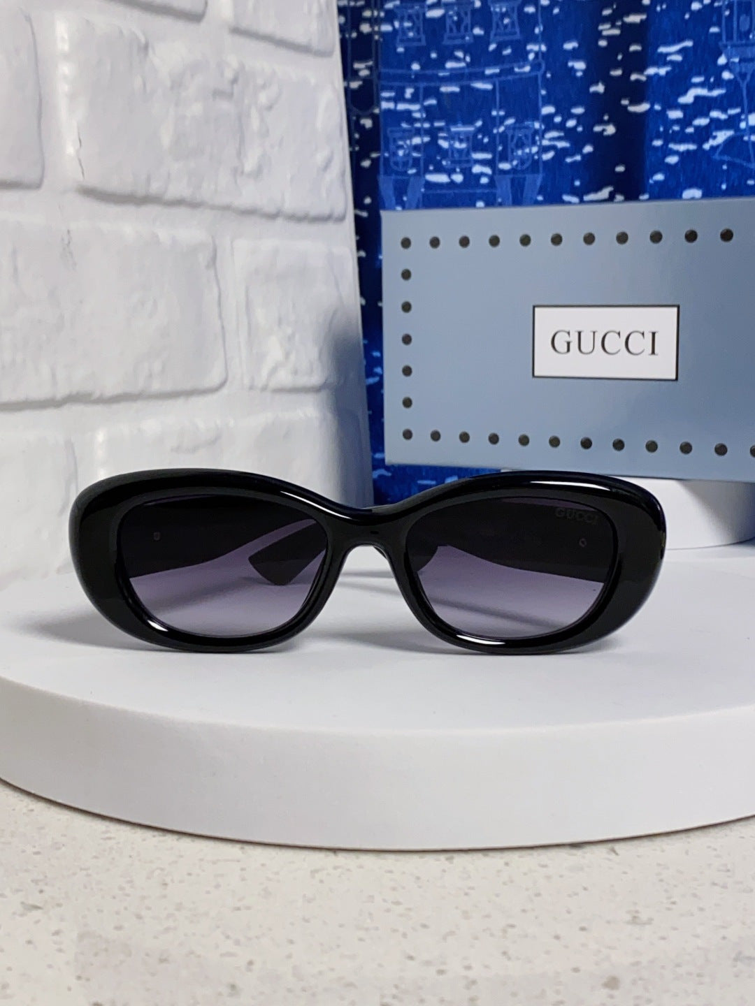Gucci Oval Silver Lens Sunglasses for Men & Women - detail image 2