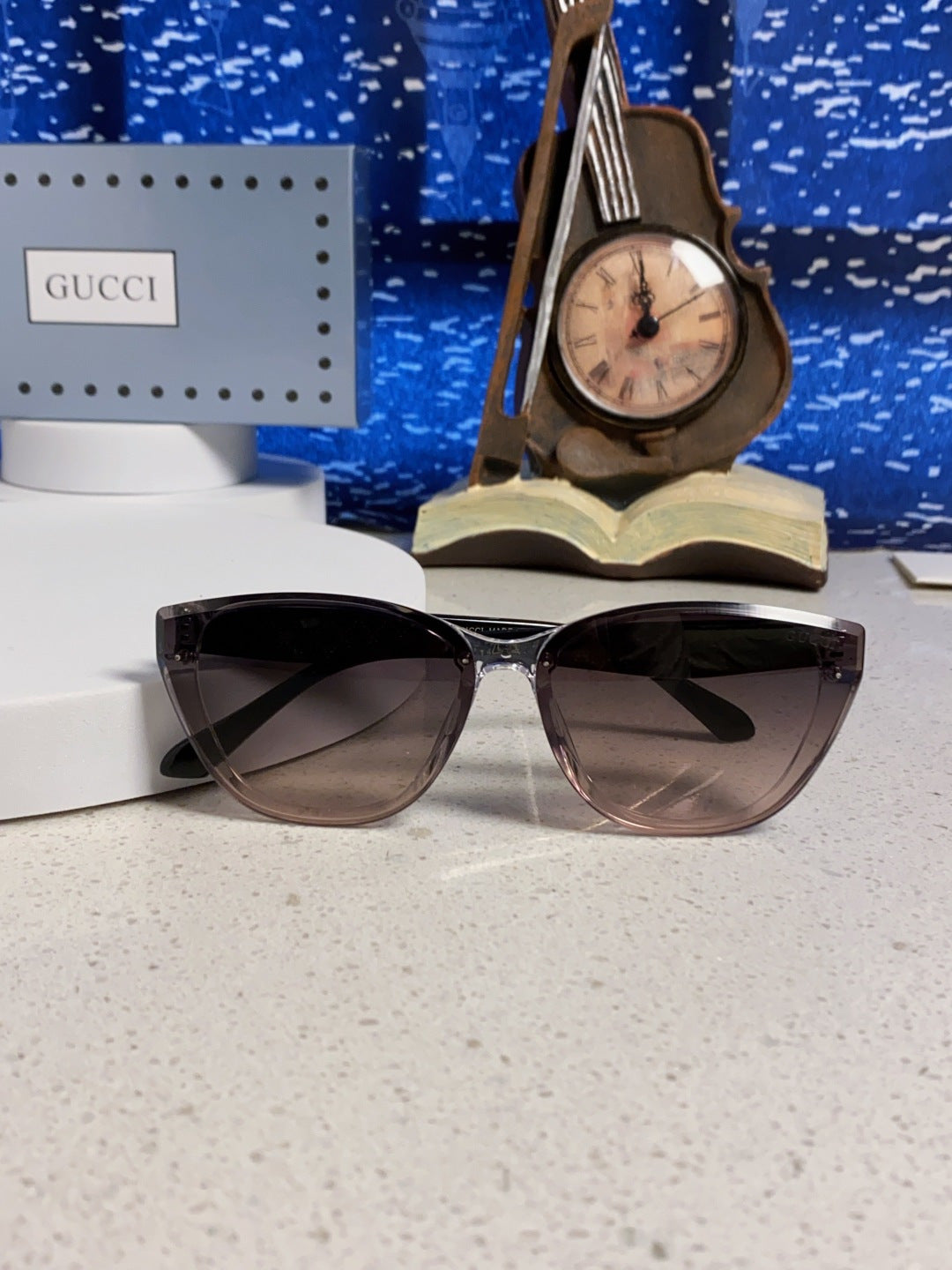 Gucci Cat-Eye Silver Lens Sunglasses for Men & Women - 486324 - detail image 9