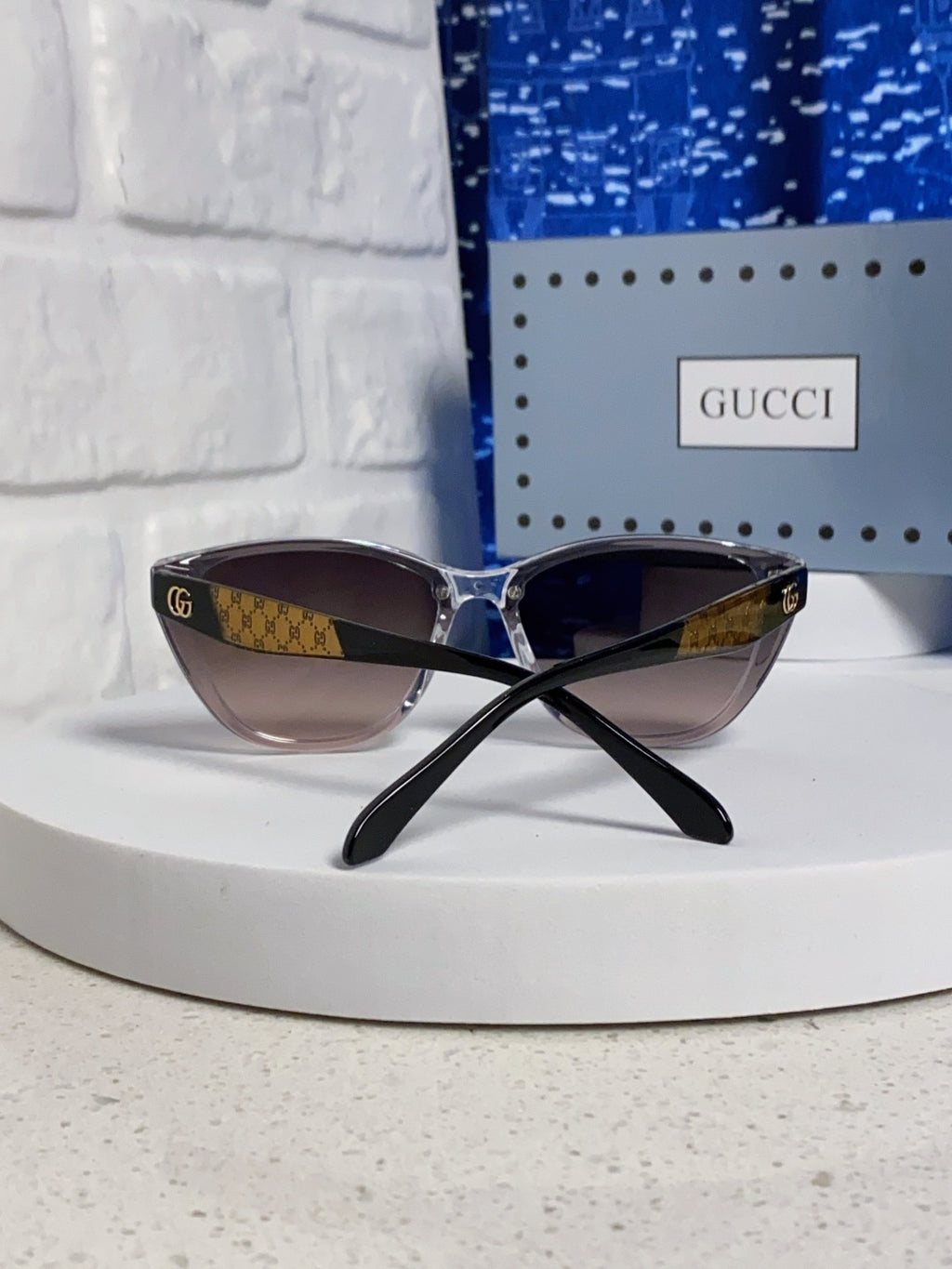 Gucci Cat-Eye Silver Lens Sunglasses for Men & Women - 486324 - detail image 3