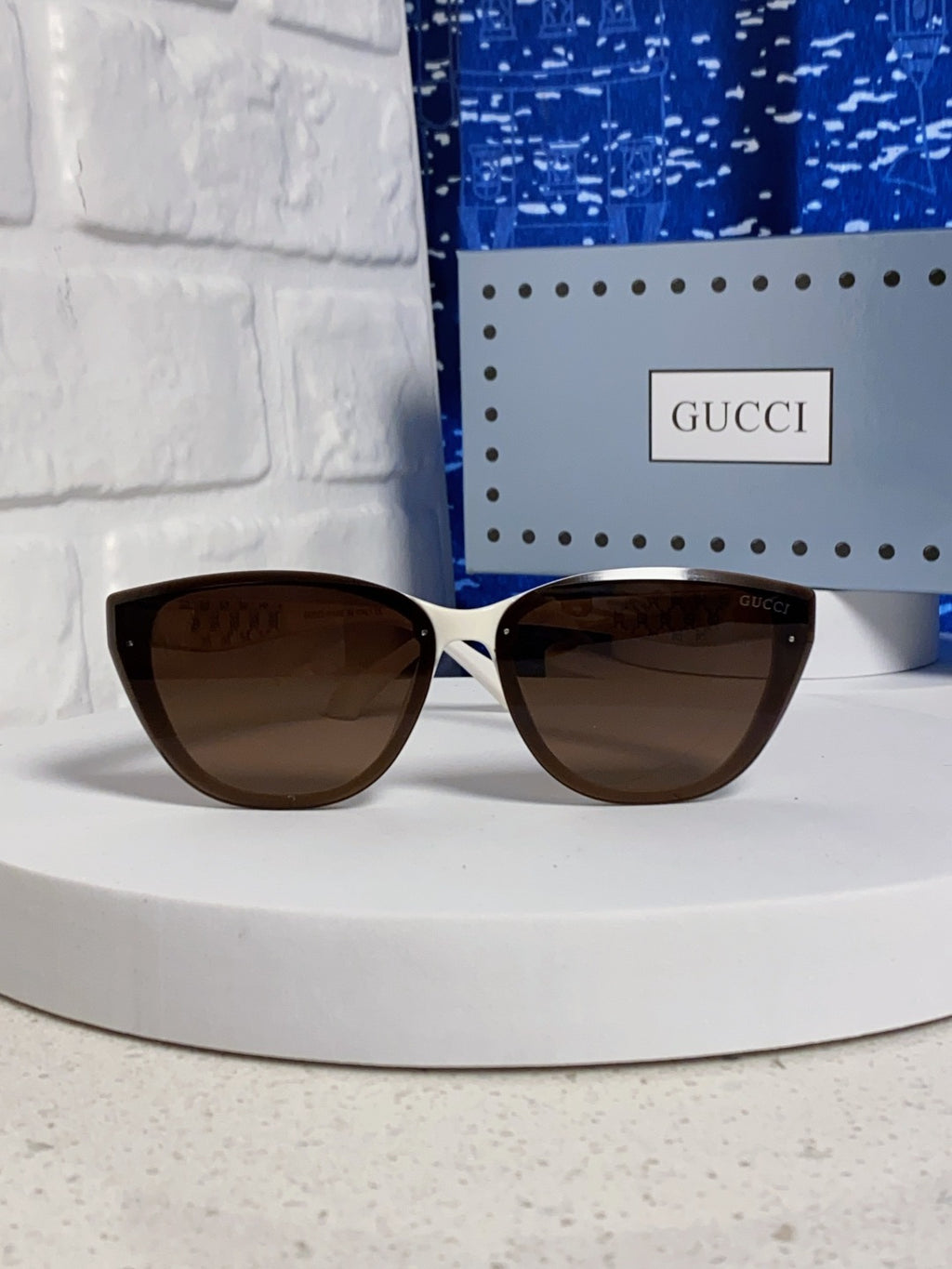 Gucci Cat-Eye Brown Lens Sunglasses for Men & Women - detail image 2
