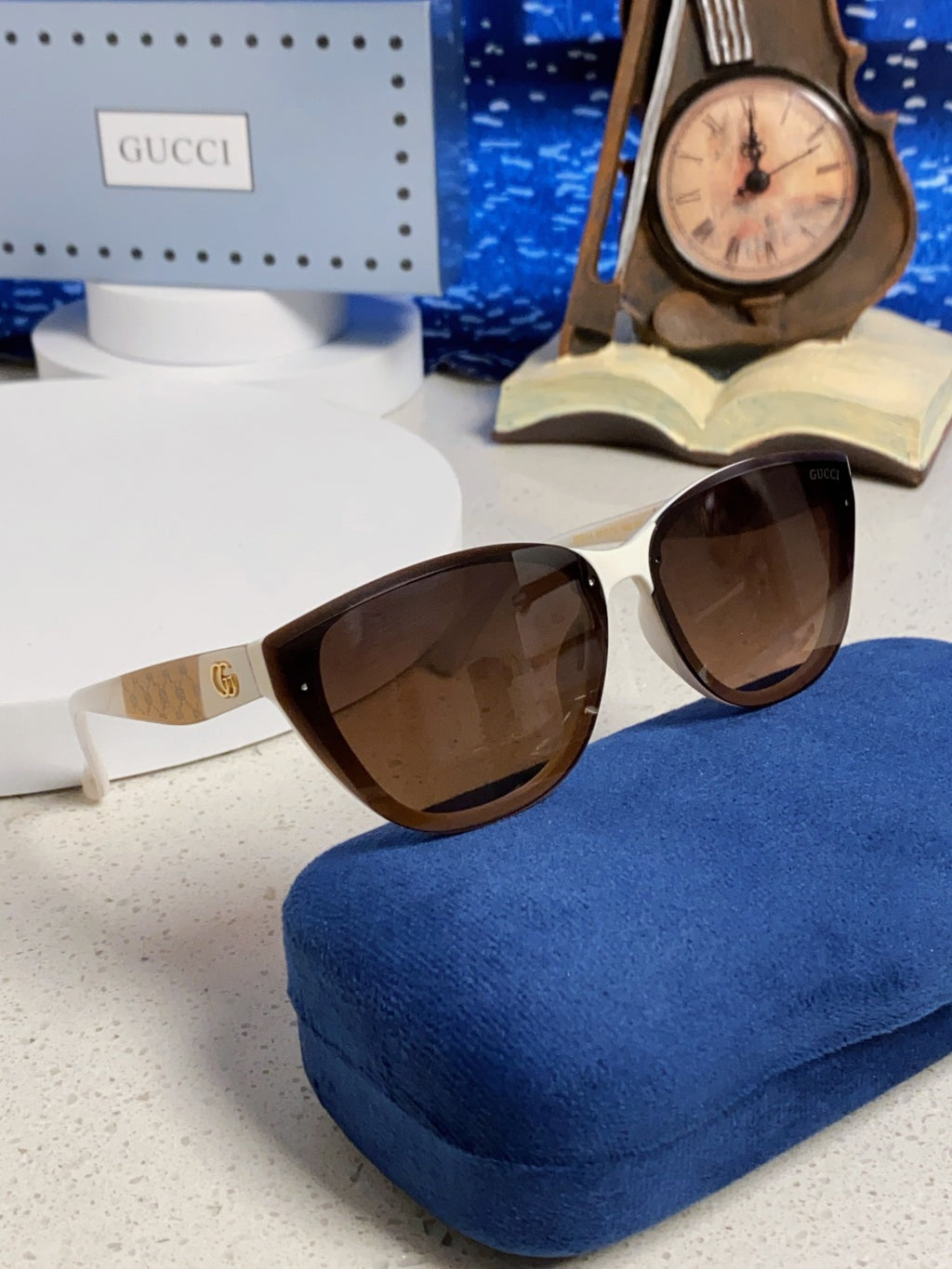 Gucci Cat-Eye Brown Lens Sunglasses for Men & Women - detail image 10
