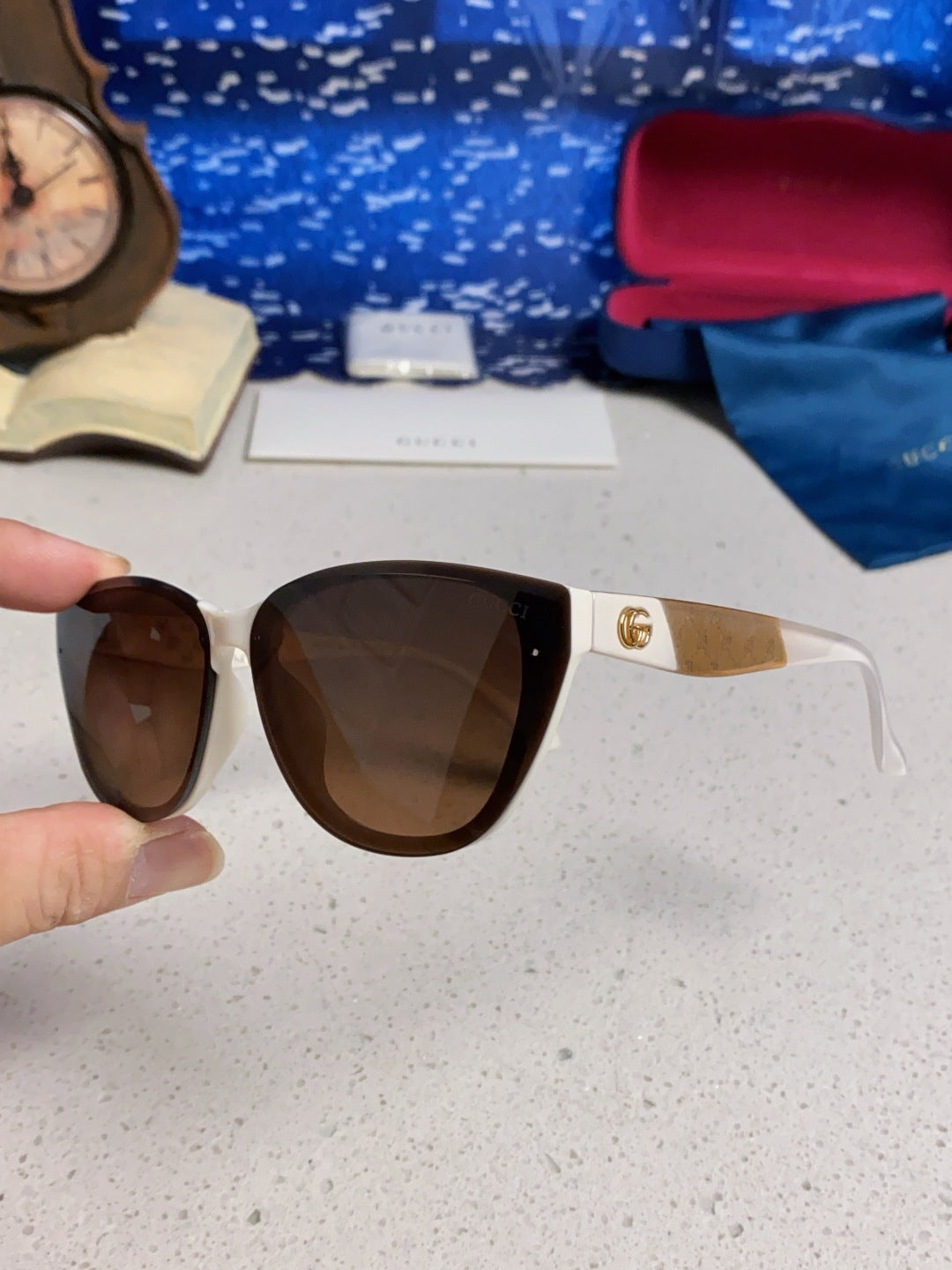 Gucci Cat-Eye Brown Lens Sunglasses for Men & Women - detail image 6