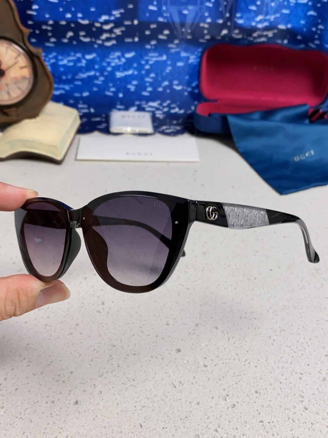 Gucci Cat-Eye Silver Lens Sunglasses for Men & Women - detail image 6