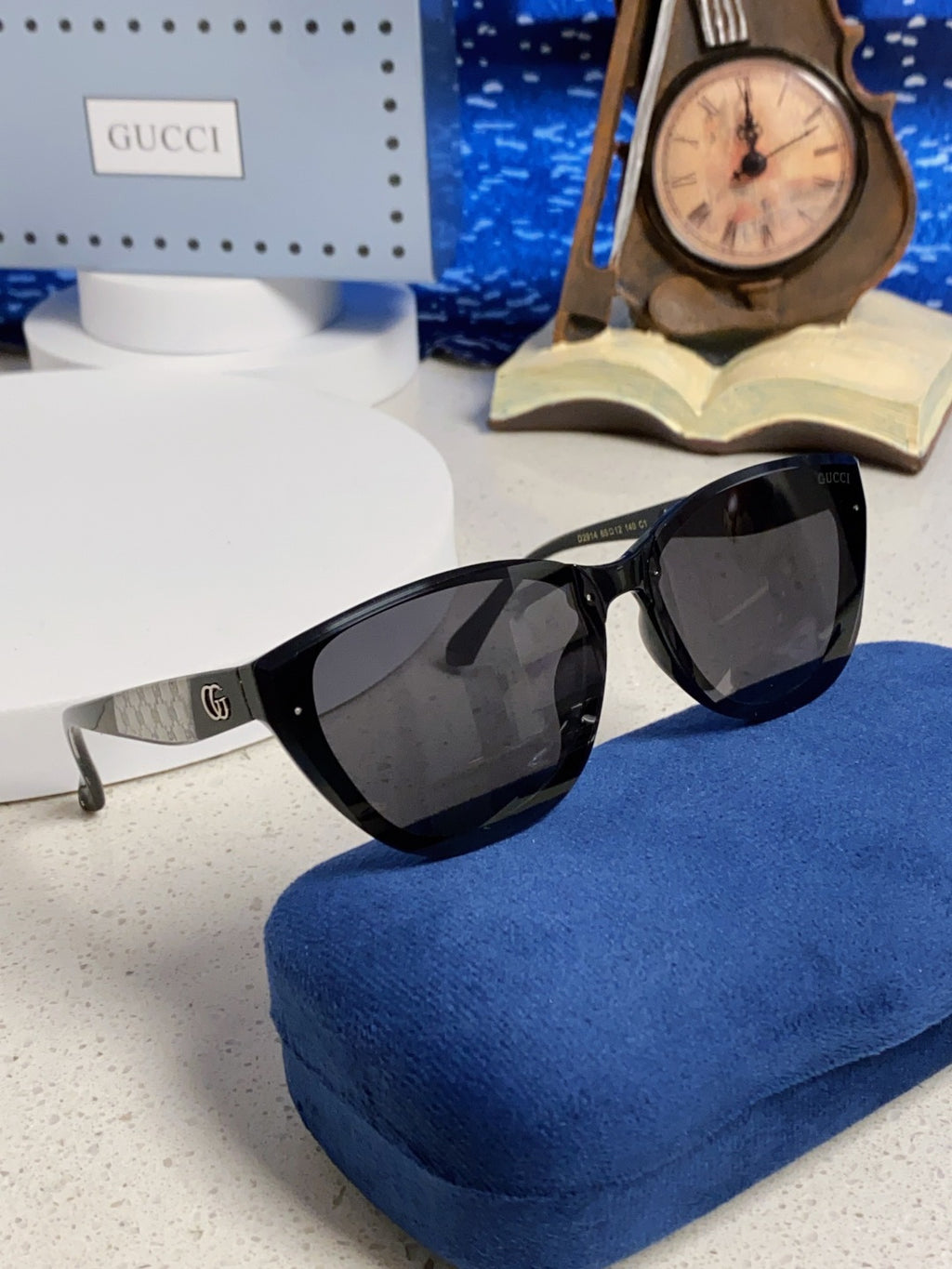 Gucci Cat-Eye Black Lens Sunglasses for Men & Women - detail image 10