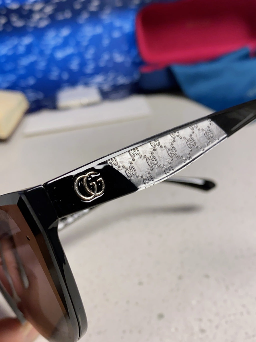 Gucci Cat-Eye Black Lens Sunglasses for Men & Women - detail image 7