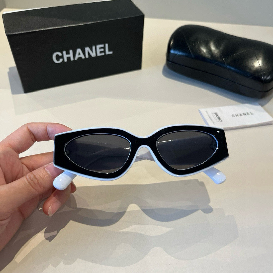 Chanel Fashion Black Lens Sunglasses for Men & Women - 486671 - detail image 7