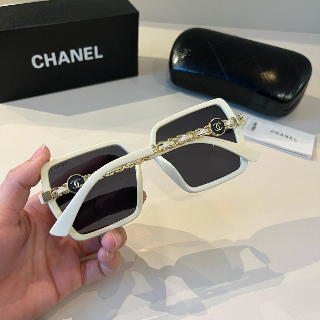 Chanel Oversized Black Lens Sunglasses for Men & Women - 493481 - detail image 7