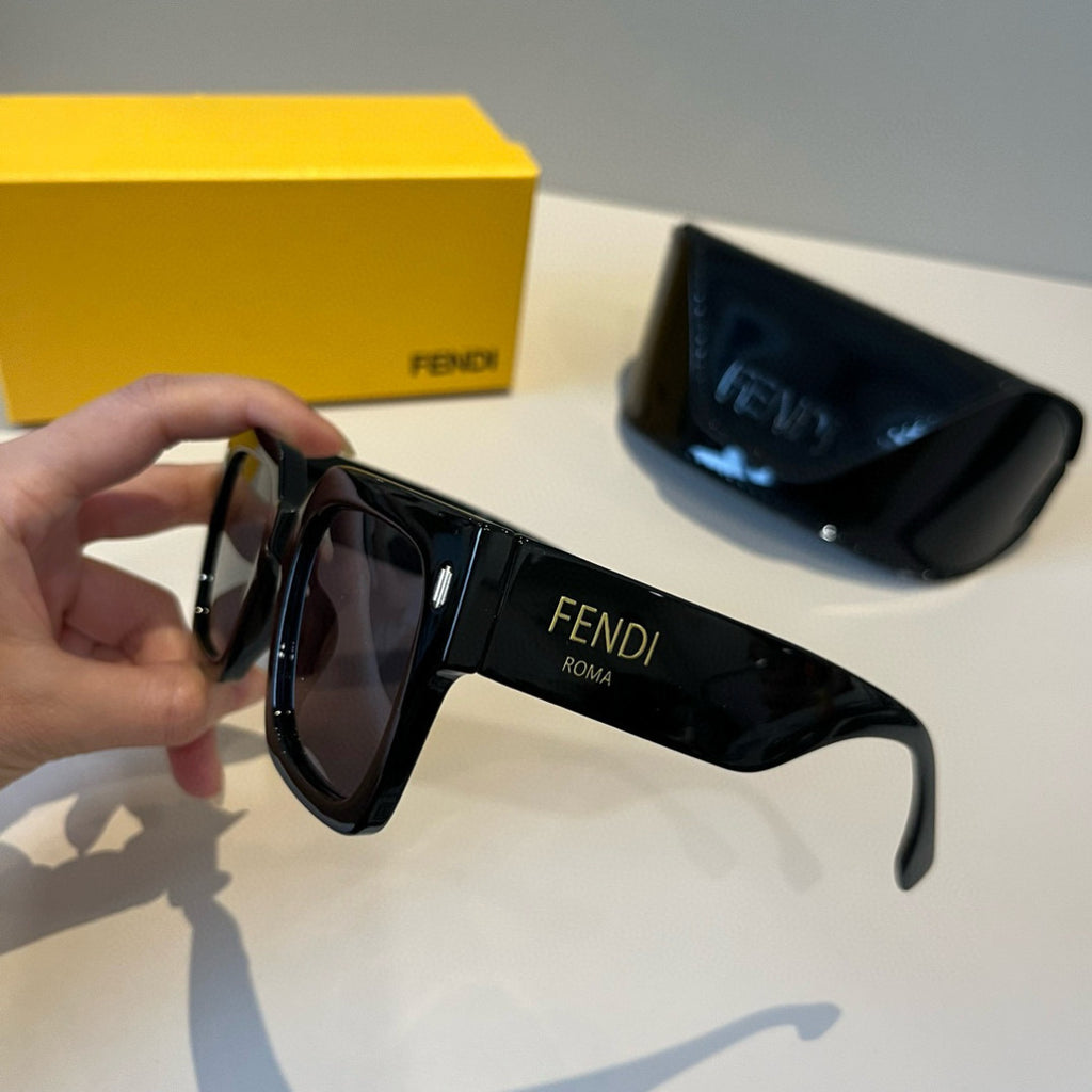 Fendi Fashion Black Lens Sunglasses for Men & Women - 466194 - detail image 11