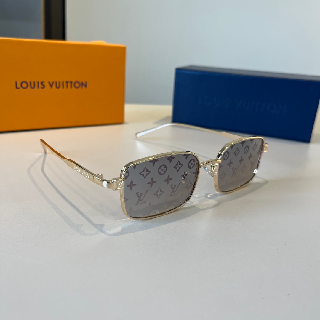 Louis Vuitton Metal Fashion Silver Lens Sunglasses for Men & Women - 486284