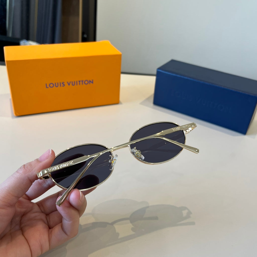 Louis Vuitton Metal Fashion Silver Lens Sunglasses for Men & Women - 486158 - detail image 7
