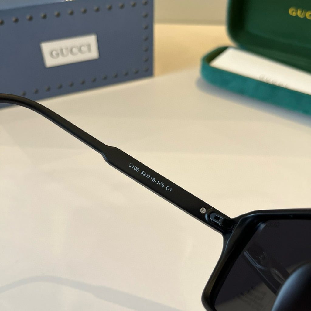 Gucci Oversized Black Lens Sunglasses for Men & Women - 431323 - detail image 8