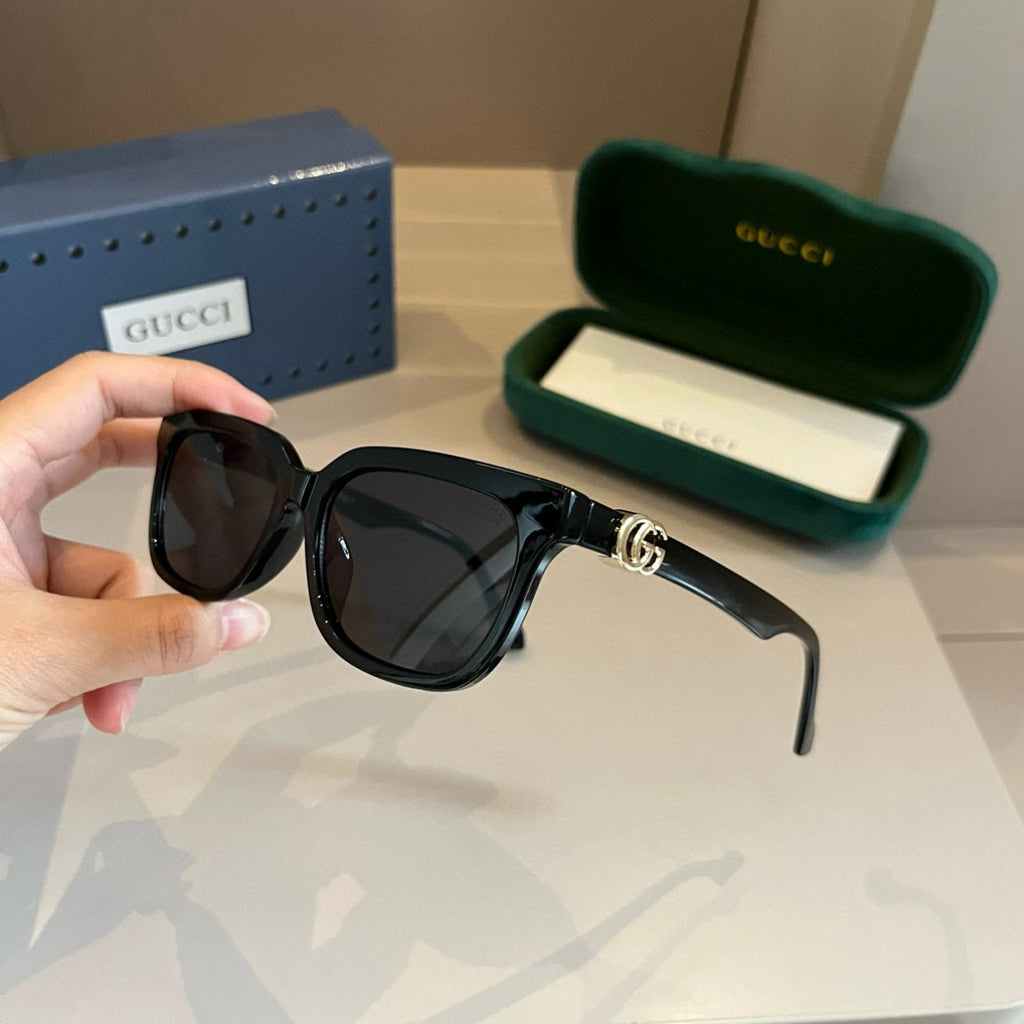 Chanel Oversized Brown Lens Sunglasses for Men & Women - 464865 - detail image 4