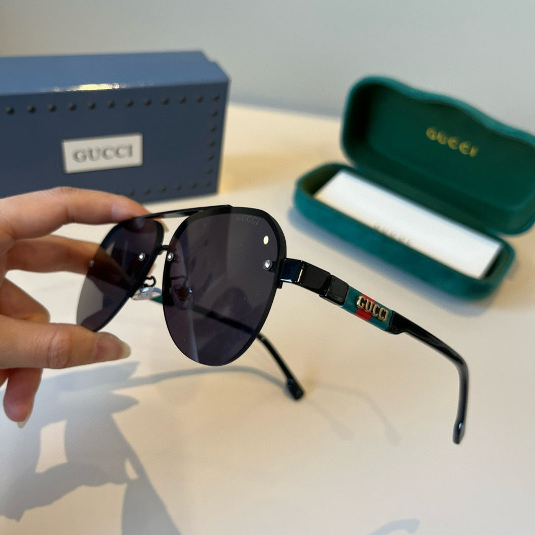 Gucci Metal Aviator Black Lens Sunglasses for Men & Women - detail image 4