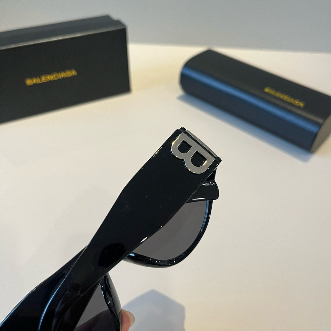 Balenciaga Rectangular Black Lens Sunglasses for Men & Women - detail image 6