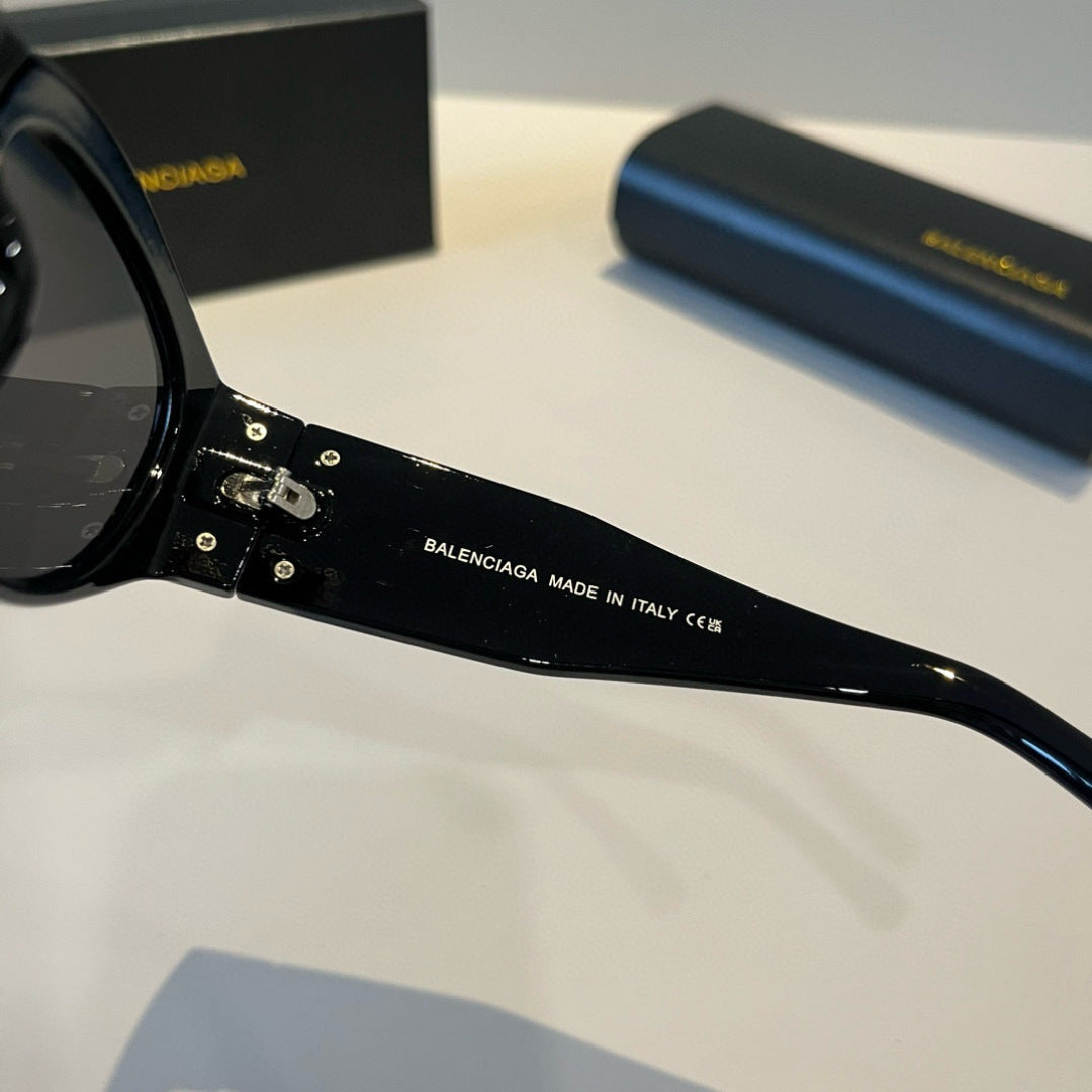 Balenciaga Rectangular Black Lens Sunglasses for Men & Women - detail image 9