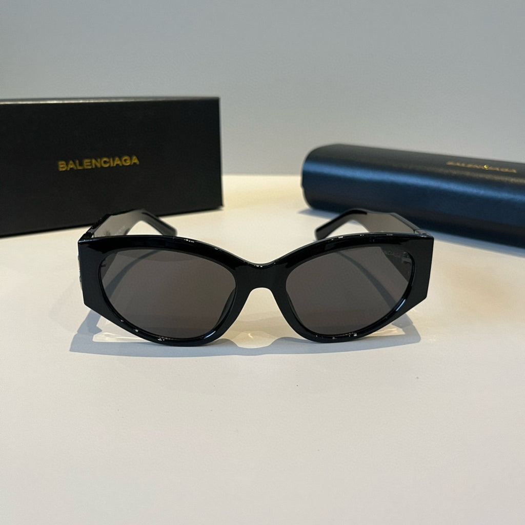 Balenciaga Rectangular Black Lens Sunglasses for Men & Women - detail image 2