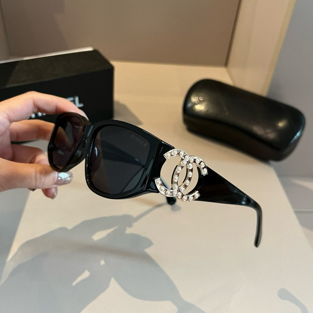 Chanel Fashion Gold Lens Sunglasses for Men & Women - 465158 - detail image 4