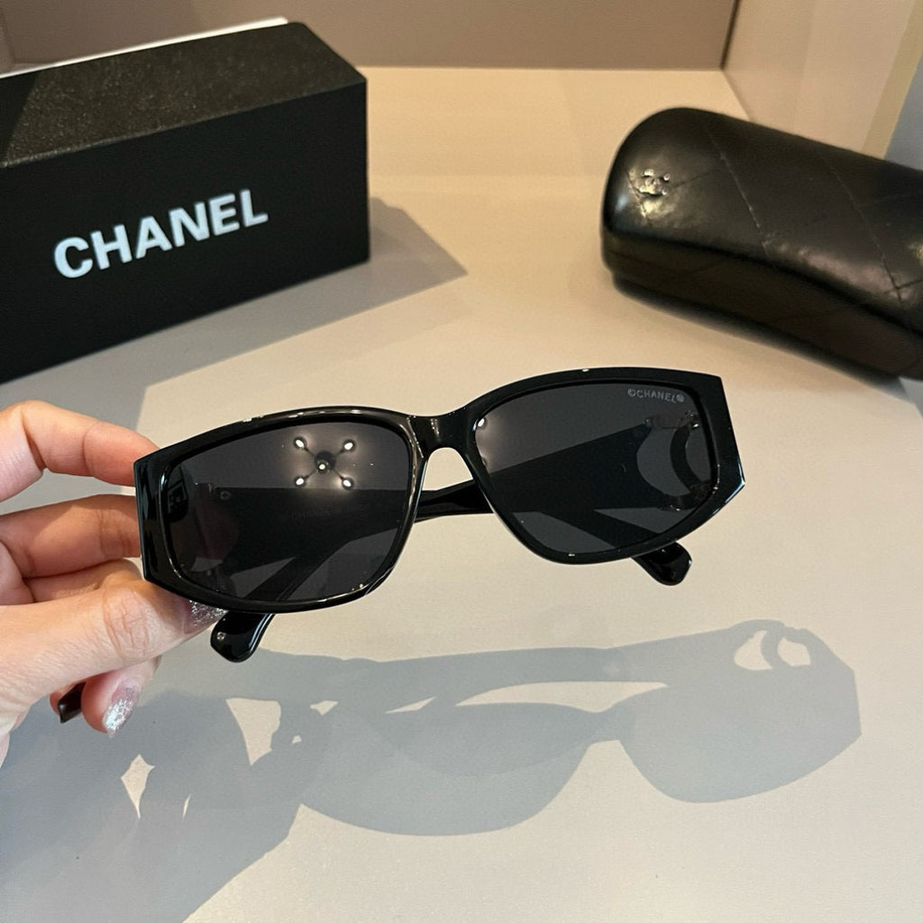 Chanel Fashion Gold Lens Sunglasses for Men & Women - 465158 - detail image 5