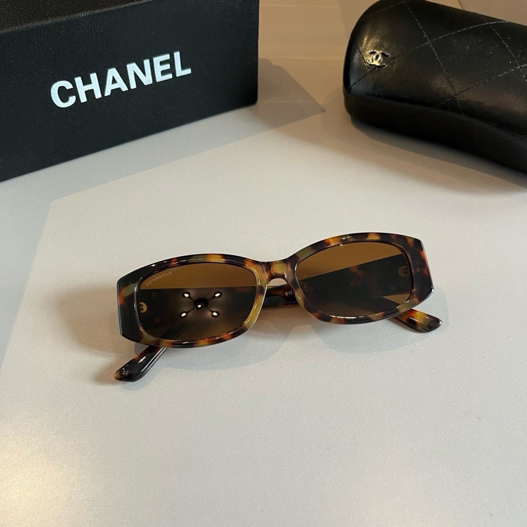 Chanel Fashion Brown Lens Sunglasses for Men & Women - 431541 - detail image 8