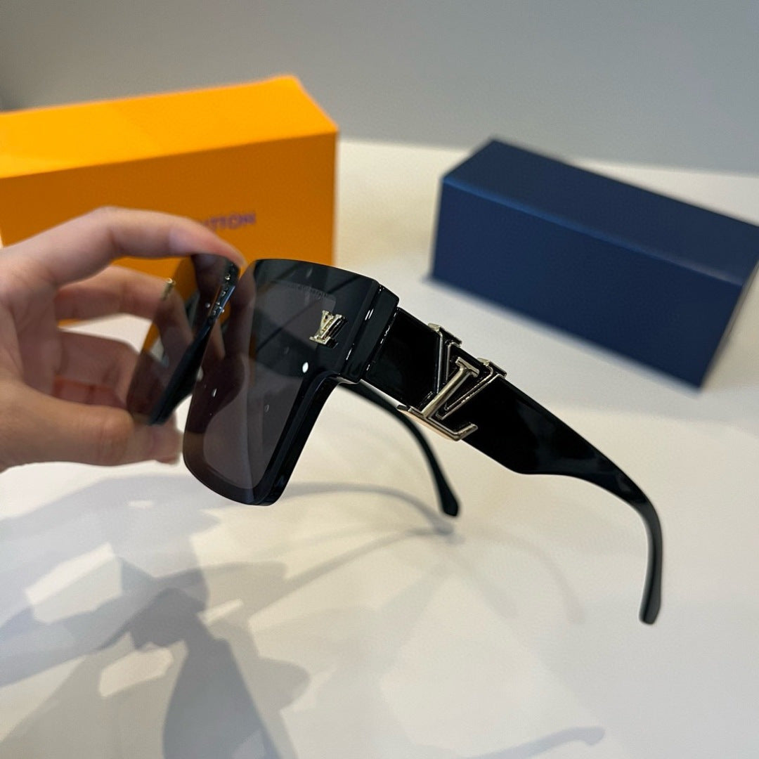 Louis Vuitton Fashion Black Lens Sunglasses for Men & Women - 486160 - detail image 4