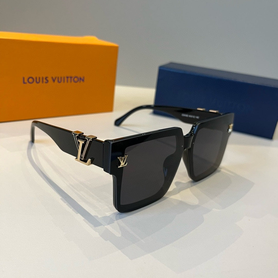 Louis Vuitton Fashion Black Lens Sunglasses for Men & Women - 486160
