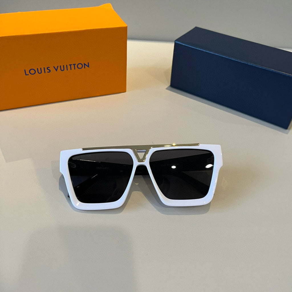 Louis Vuitton Z1502W Fashion Silver Lens Sunglasses for Men & Women - detail image 5