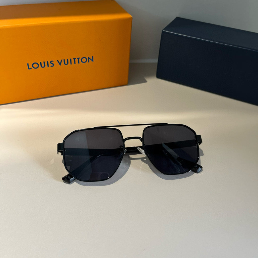 Louis Vuitton Metal Aviator Gold Lens Sunglasses for Men & Women - 448676 - detail image 10