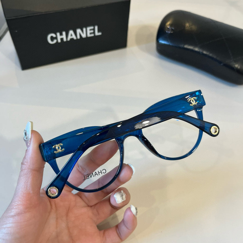 Chanel Blue-Light Fashion Blue Lens Sunglasses for Men & Women - detail image 6