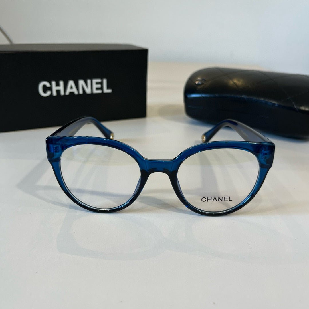 Chanel Blue-Light Fashion Blue Lens Sunglasses for Men & Women - detail image 2