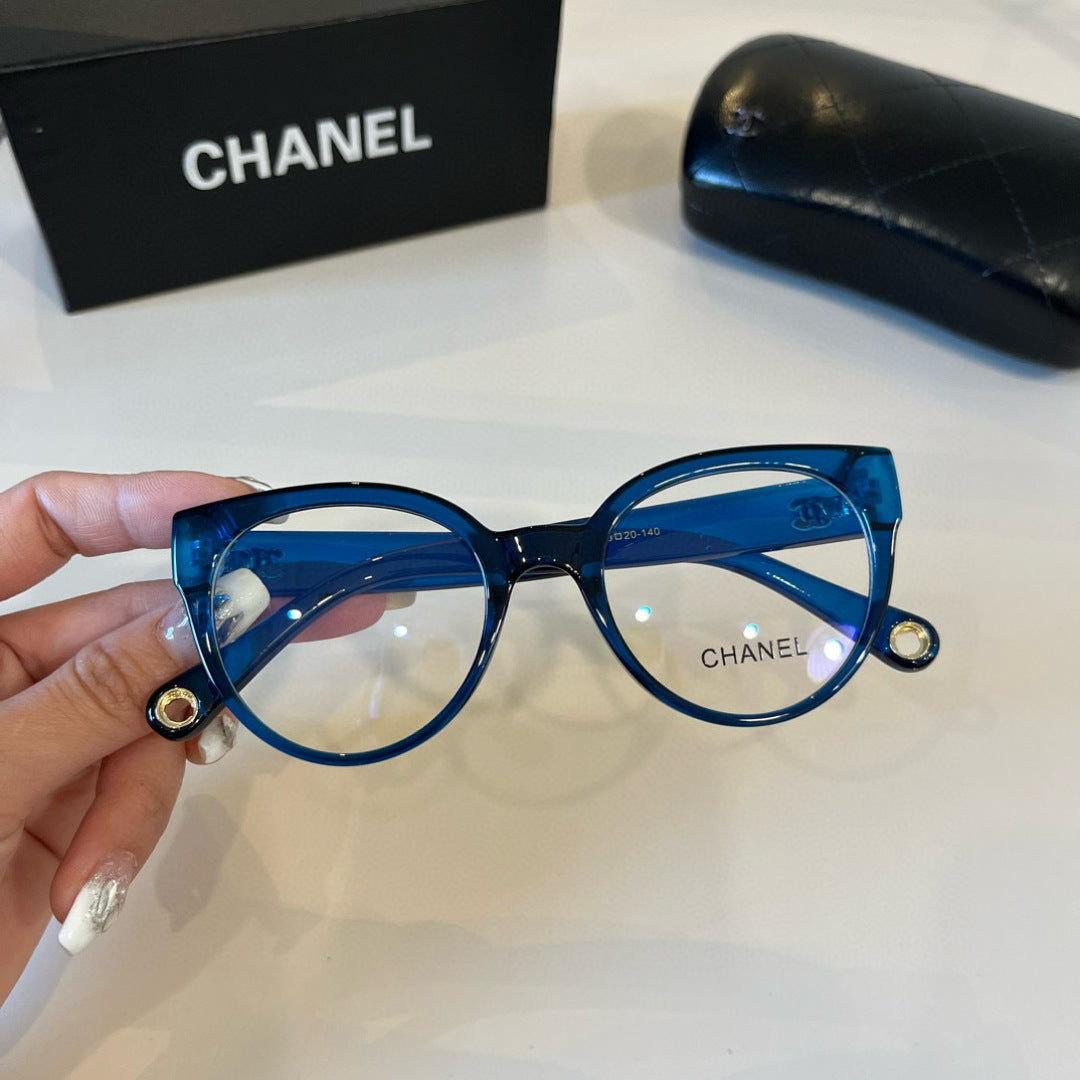 Chanel Blue-Light Fashion Blue Lens Sunglasses for Men & Women - detail image 4