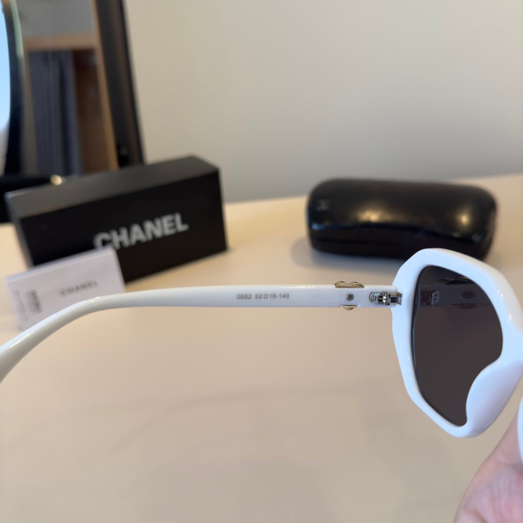 Chanel Fashion Silver Lens Sunglasses for Men & Women - 486540 - detail image 5