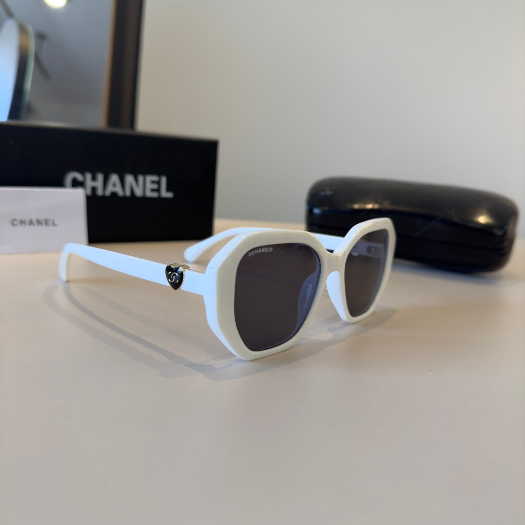 Chanel Fashion Silver Lens Sunglasses for Men & Women - 486540